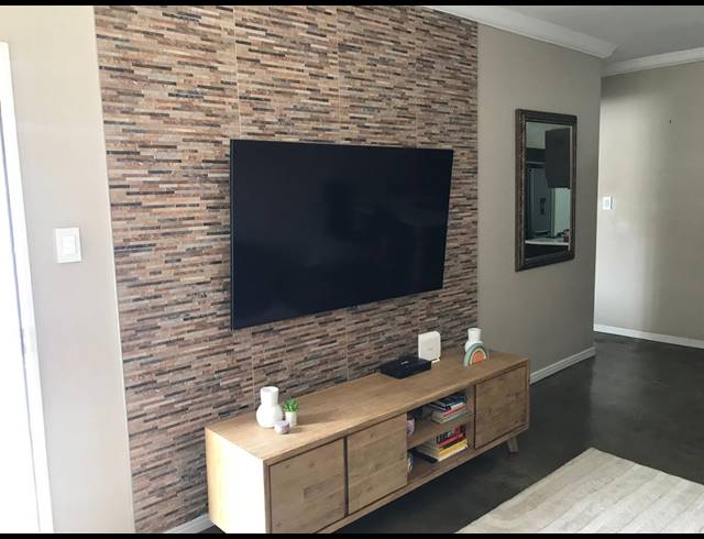 2 BEDROOM TOWNHOUSE FOR SALE IN GLENEAGLES
